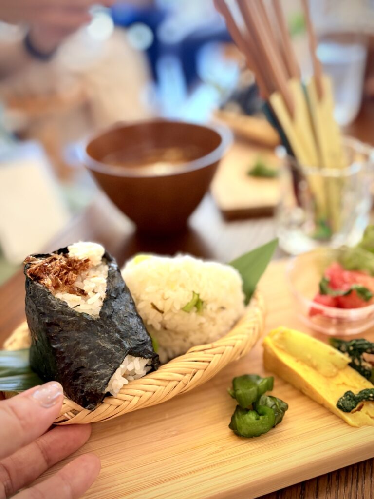 織はやおにぎり