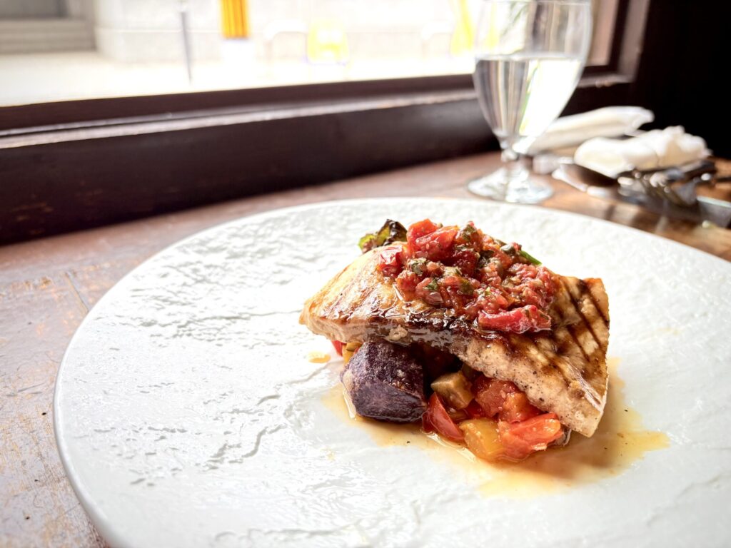TRATTORIA Companio（トラットリアカンパニオ）メインメカジキのソテー