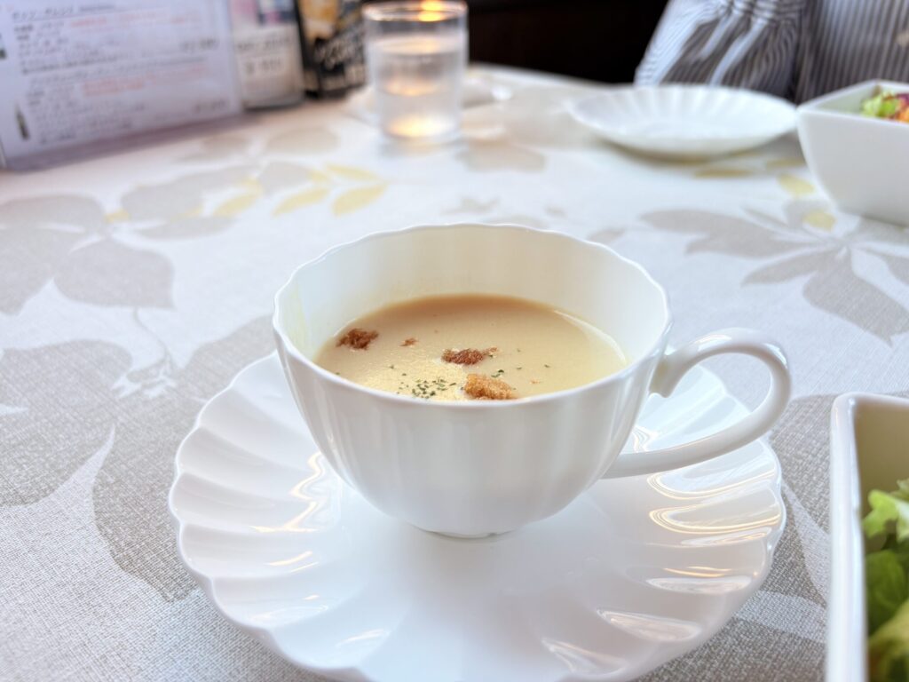 レストランカープル絶品コーンスープ