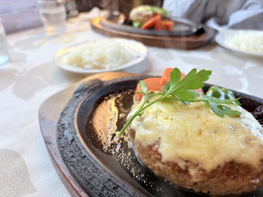 レストランカープルハンバーグ